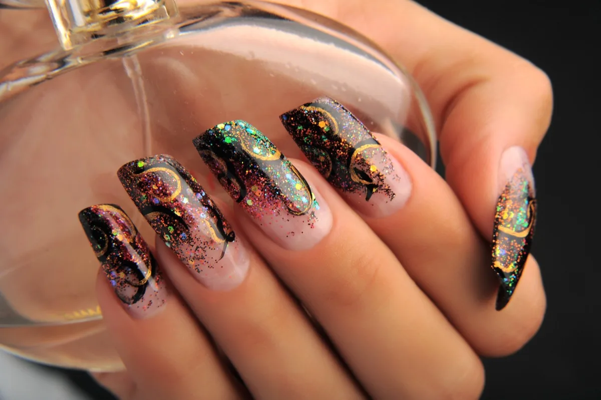 Nail Extensions & Art